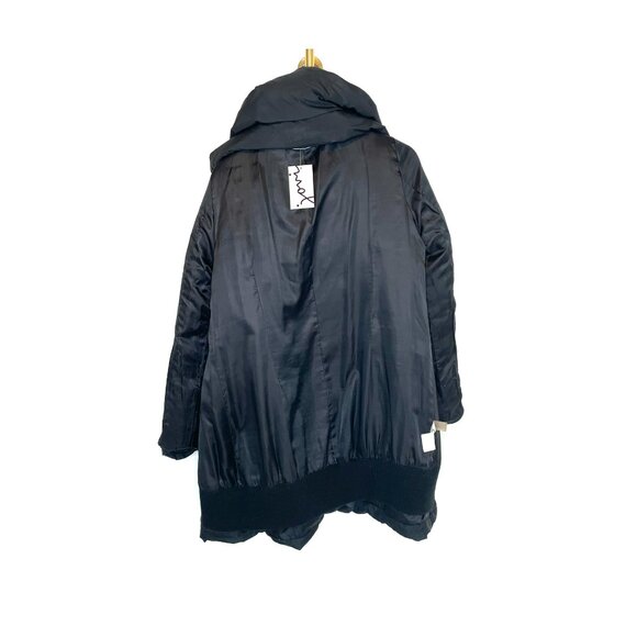 Minimalist | Tahari Down Mid-Length Black Puffer | Dramatic Collar Layering Sz M - Picture 4 of 12